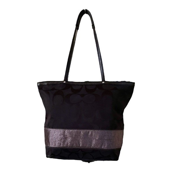 EUC Coach Tote - Picture 2 of 16